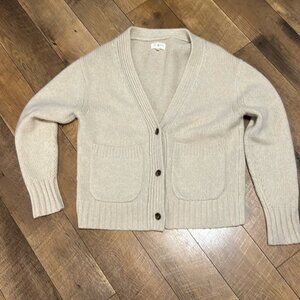 NWOT Lou & Grey cashmere sweater